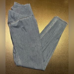 nwt Women’s Halara Denim Jegging xL